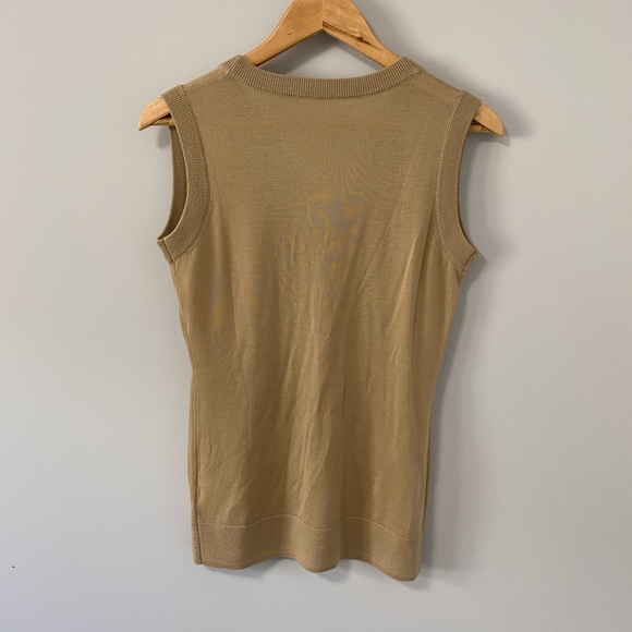 Nap Button up top - size S - Picture 6 of 6